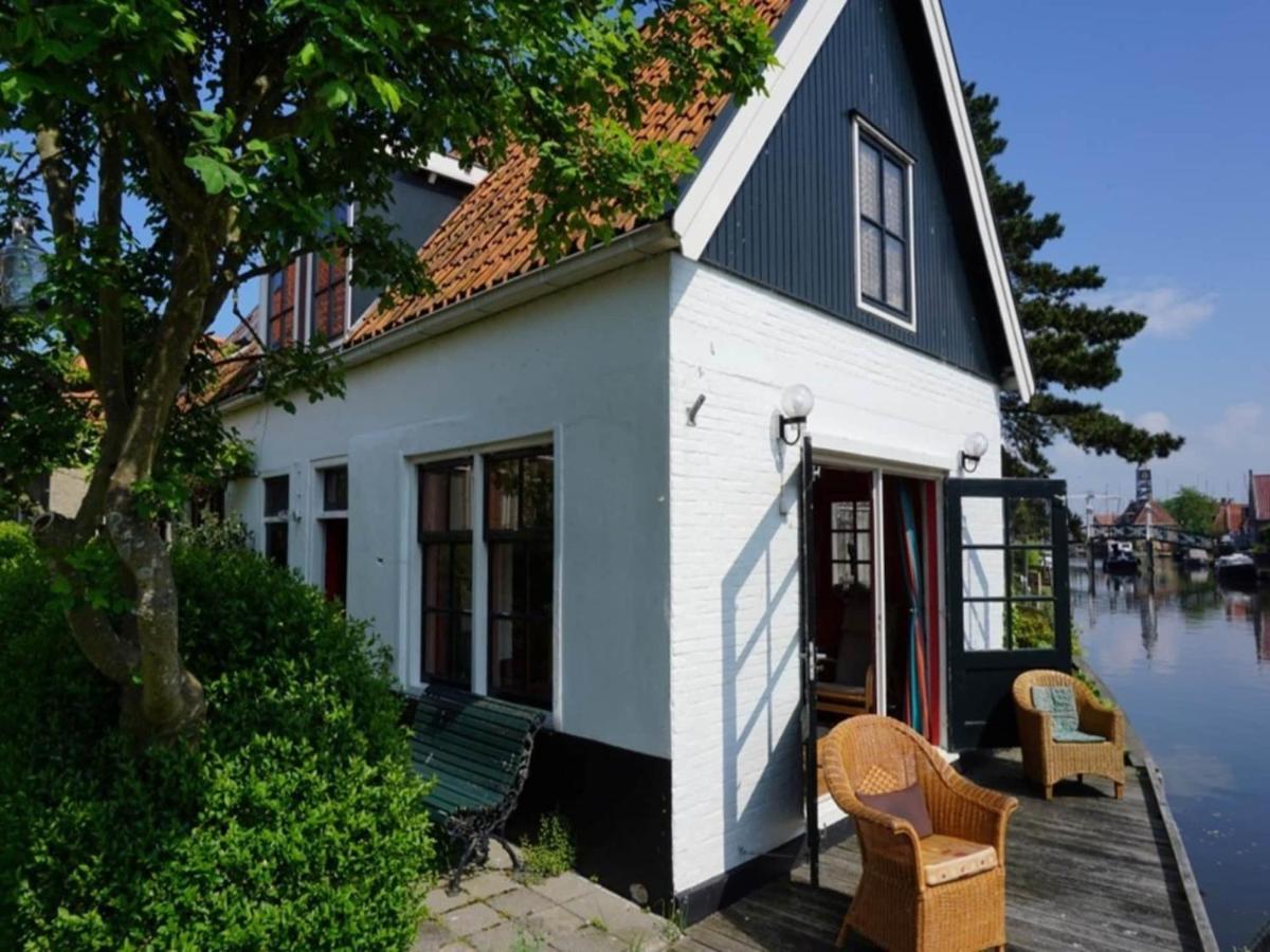 Lovely holiday home in Hindeloopen - Housity