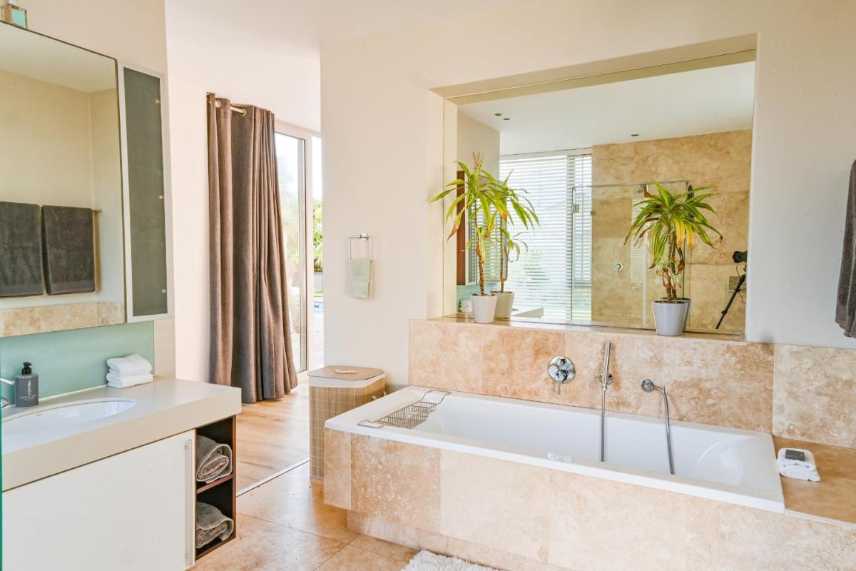 GND Properties Luxury Holiday Home - Housity