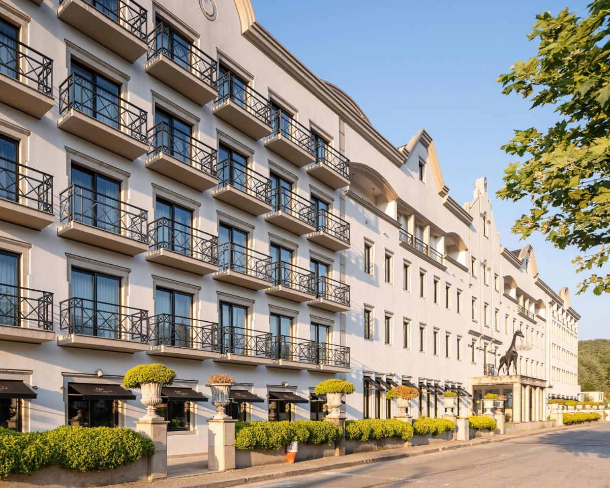 O edifício onde o hotel está situado