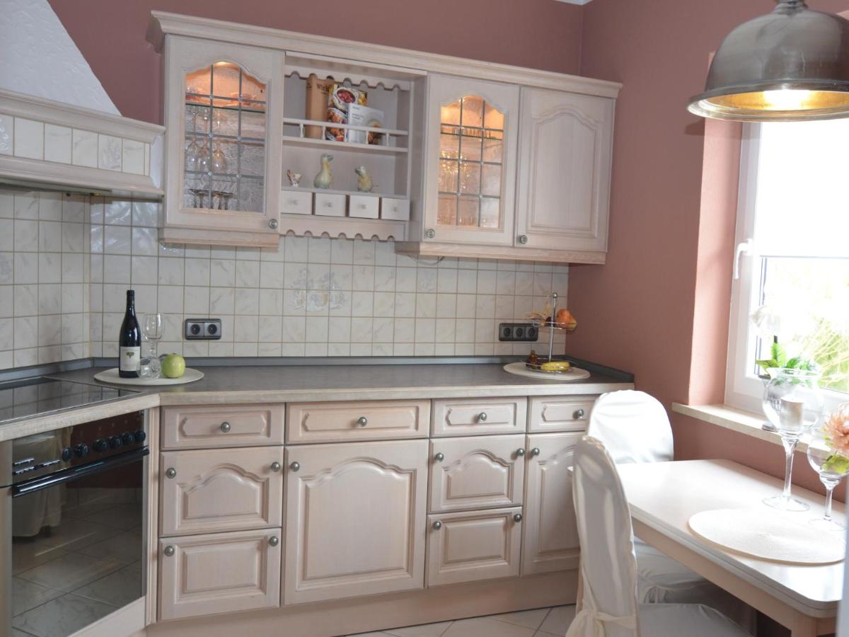 Wohnung in Burggrub mit Sauna und Garten - Housity