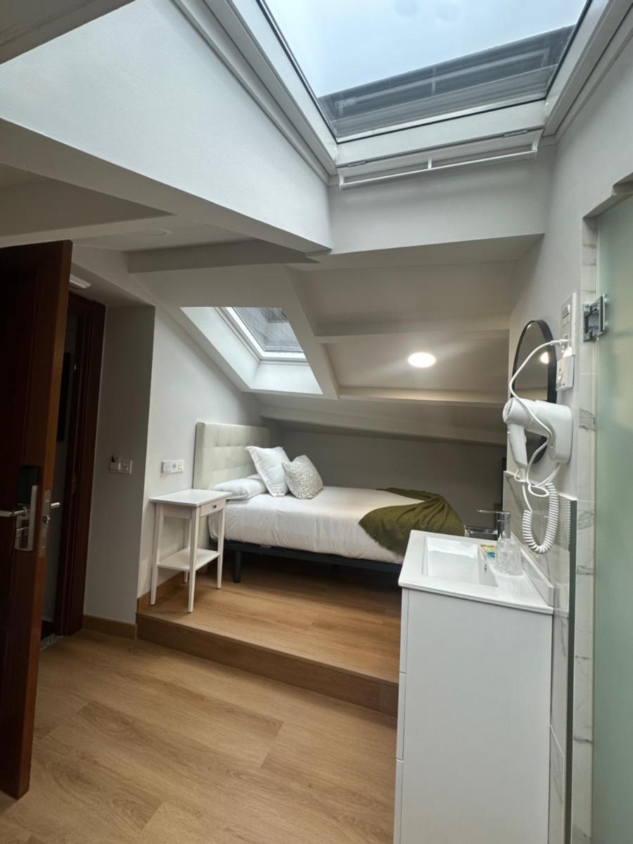 Pensión Serafín - Housity