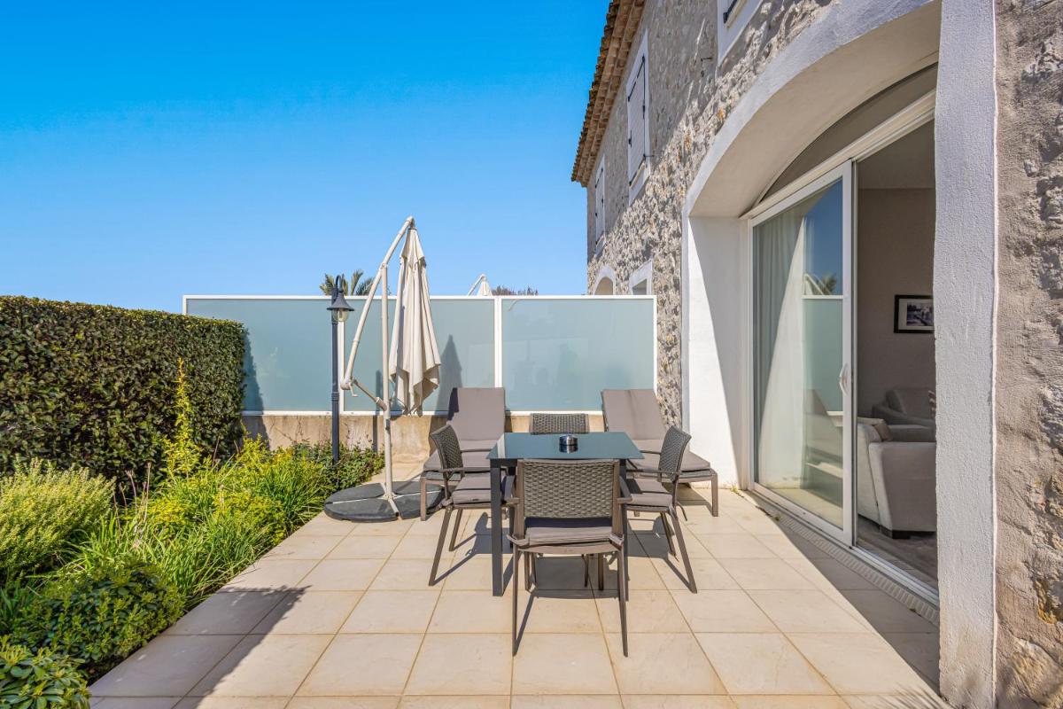 Balcon ou terrasse dans l'établissement Royal Mougins Golf, Hotel & Spa de Luxe