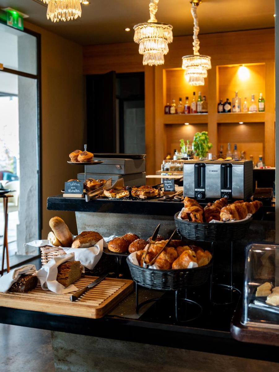 Nourriture dans l'hôtel ou à proximité