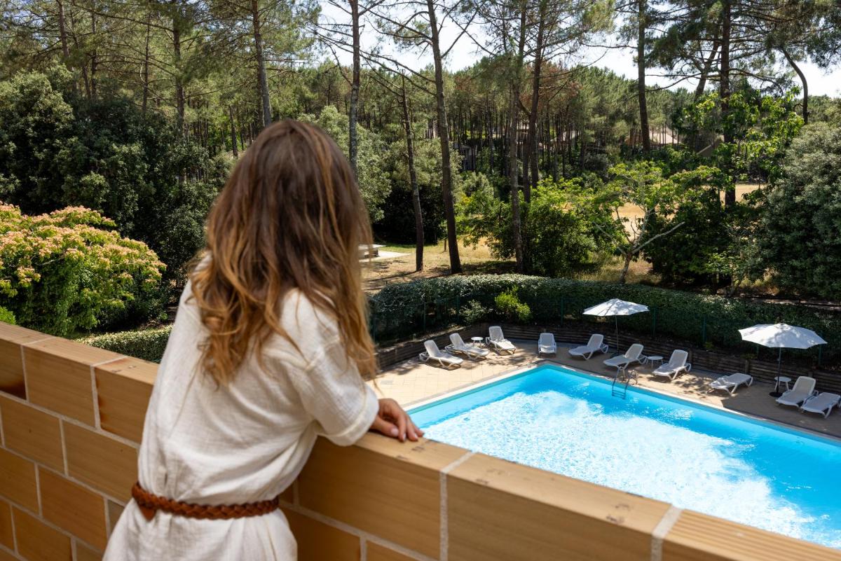 Piscine de l'établissement Hôtel & Spa Vitalparc, The Originals Collection ou située à proximité