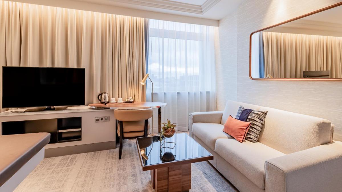 TV/Unterhaltungsangebot in der Unterkunft InterContinental Berlin by IHG