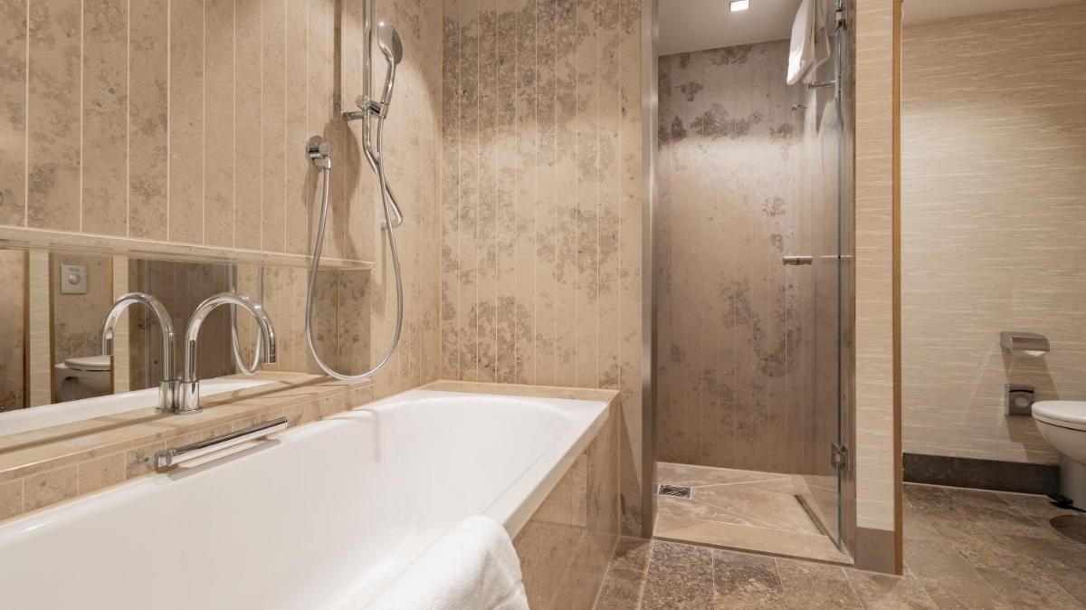 Ein Badezimmer in der Unterkunft InterContinental Berlin by IHG