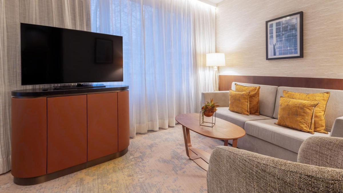 TV/Unterhaltungsangebot in der Unterkunft InterContinental Berlin by IHG
