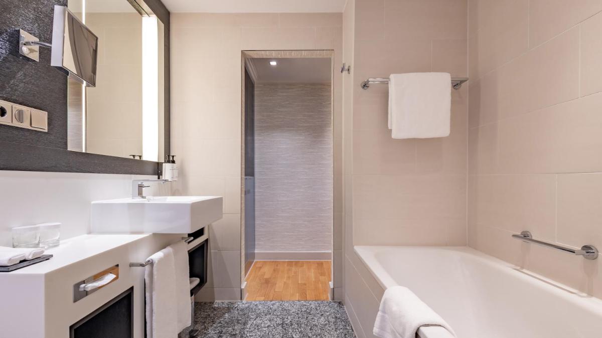 Ein Badezimmer in der Unterkunft InterContinental Berlin by IHG