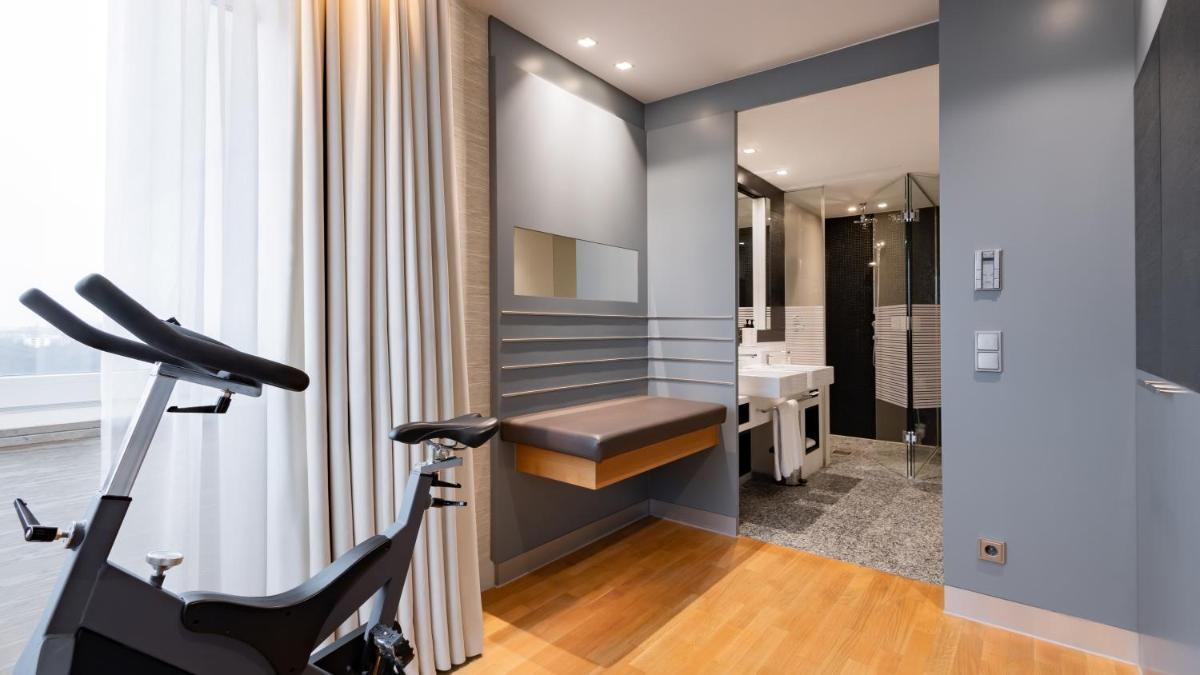 Ein Bett oder Betten in einem Zimmer der Unterkunft InterContinental Berlin by IHG