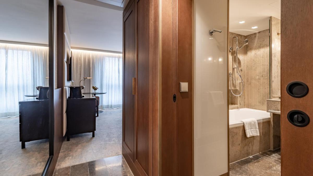 Ein Badezimmer in der Unterkunft InterContinental Berlin by IHG