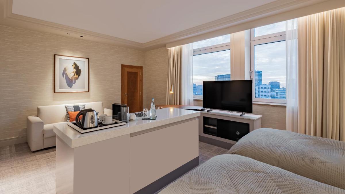 TV/Unterhaltungsangebot in der Unterkunft InterContinental Berlin by IHG