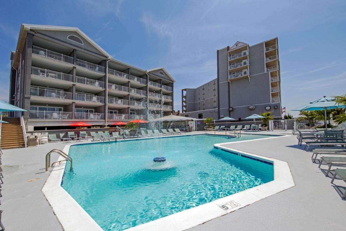 Commander Hotel & Suites - Housity