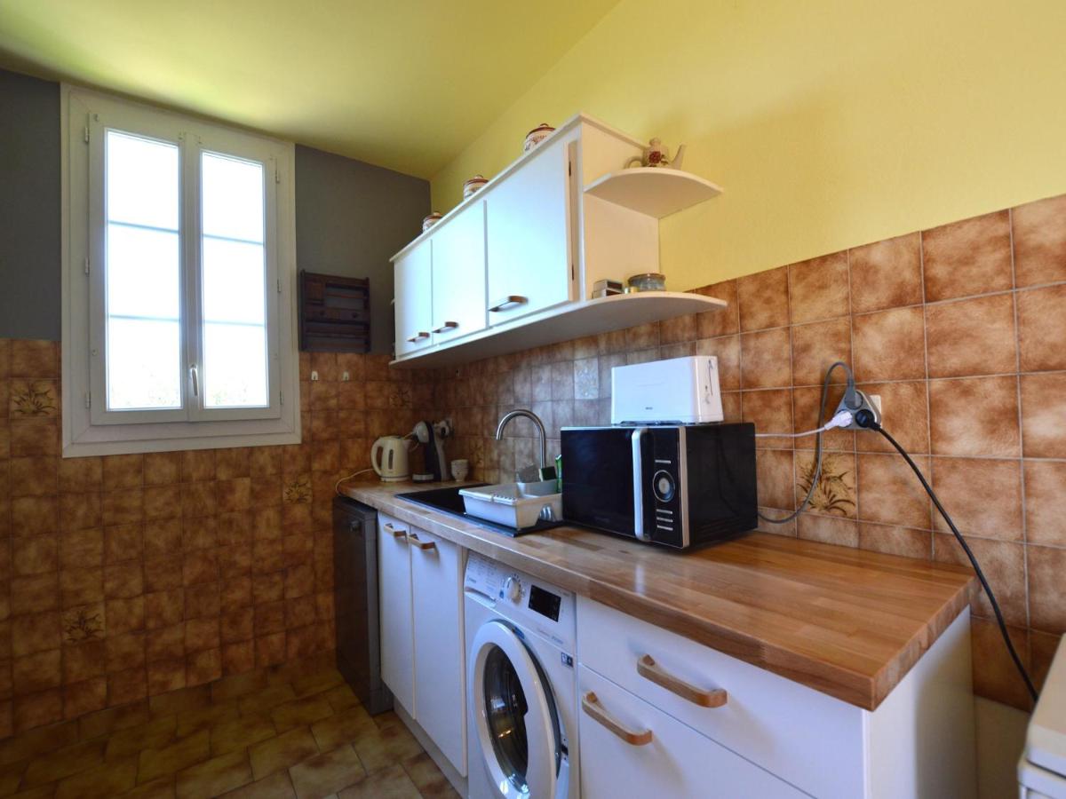 16th century house with private garden - Housity