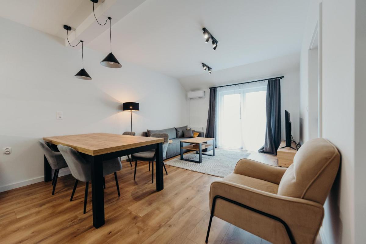 Apartamenty Jasionka Lotnisko - Housity