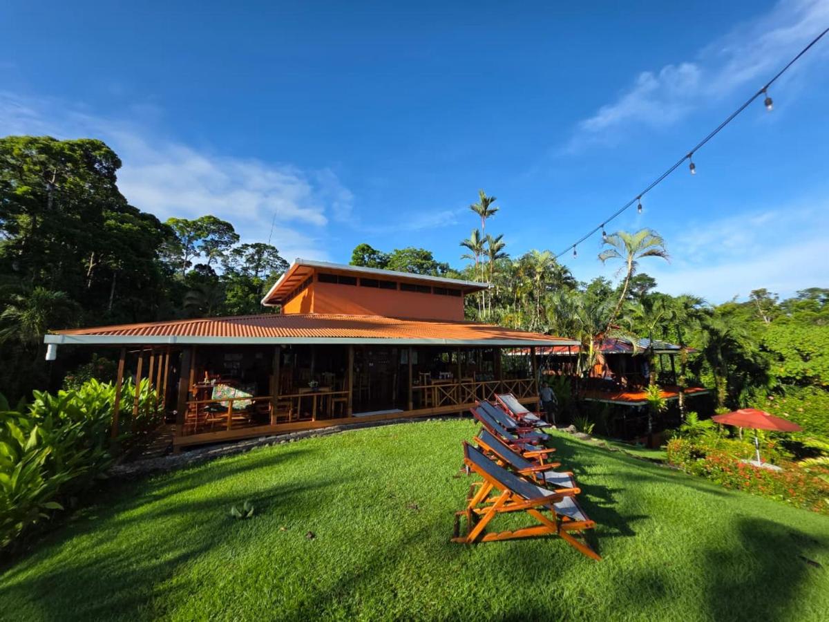 Las Caletas Lodge - Housity