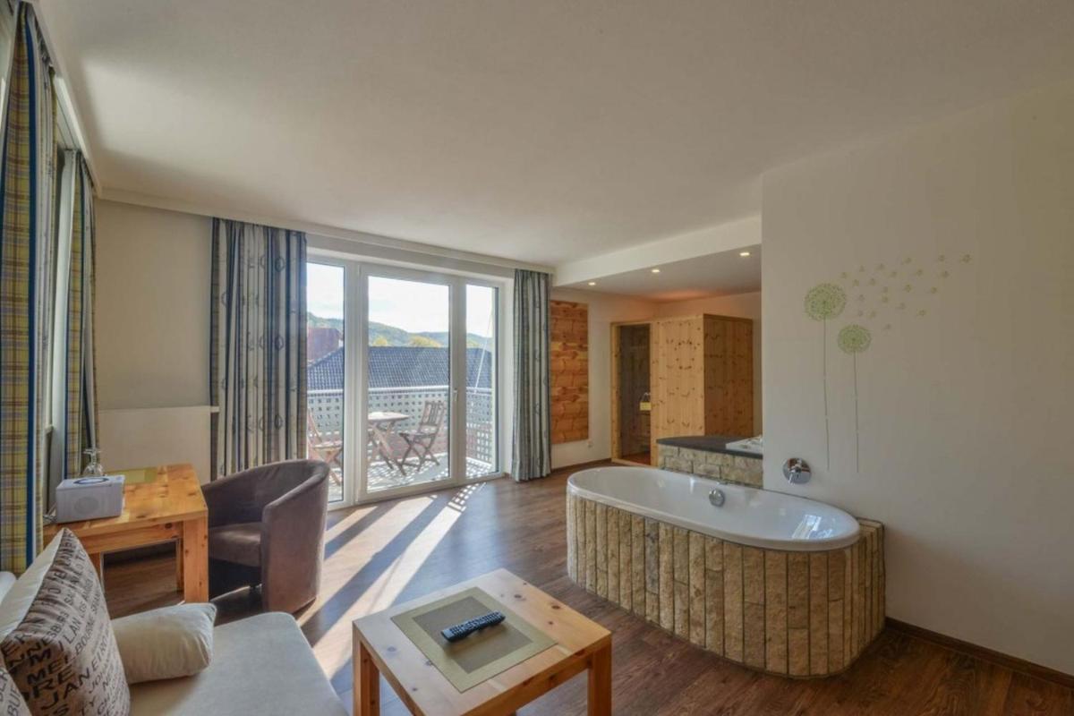 Hotel Gasthof Heckl - Housity