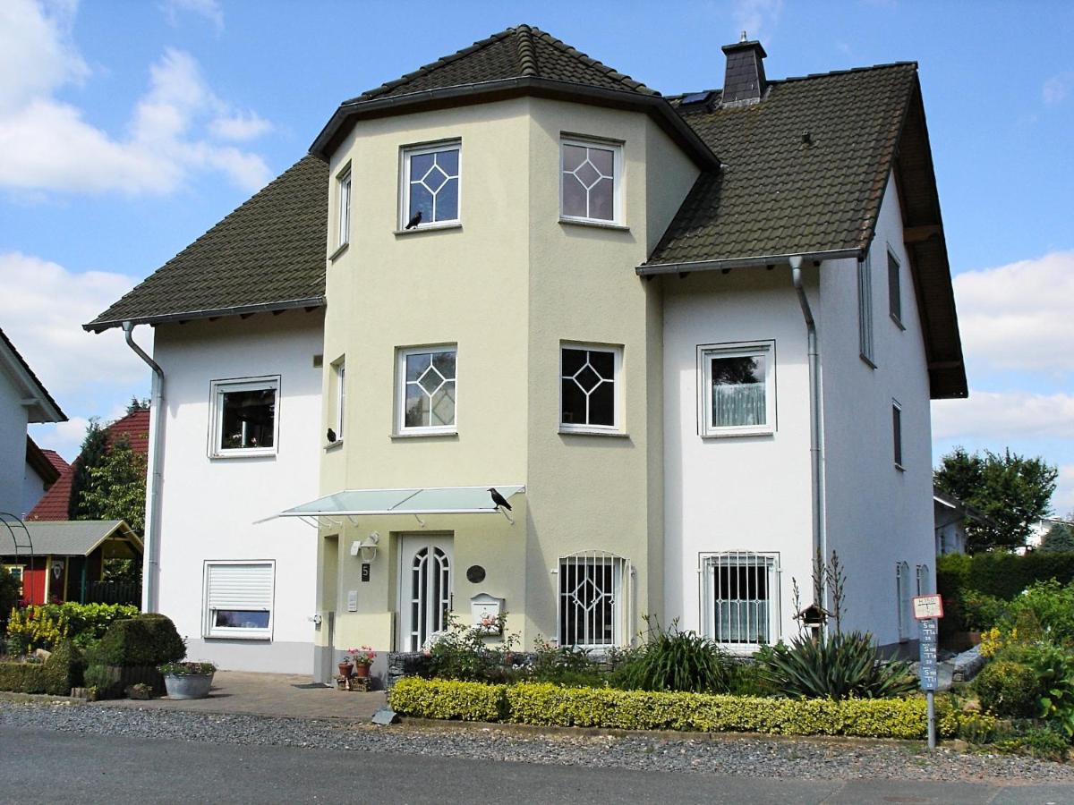 Apartment in Ennerich s Valley - Housity
