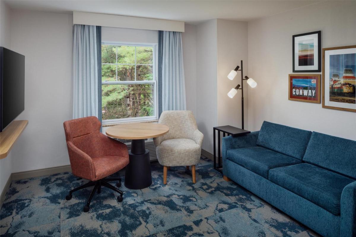 Hampton Inn & Suites North Conway - Housity