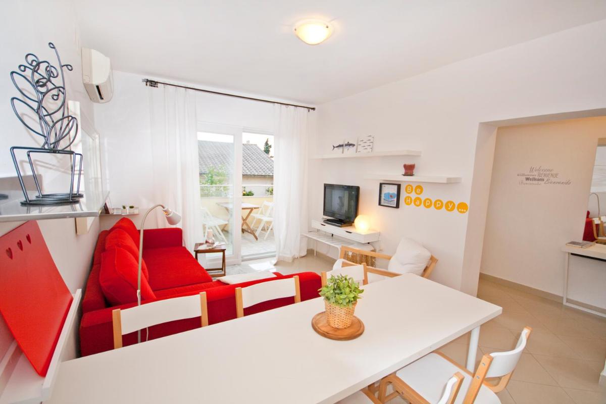Suitetrails - Adela Apartments