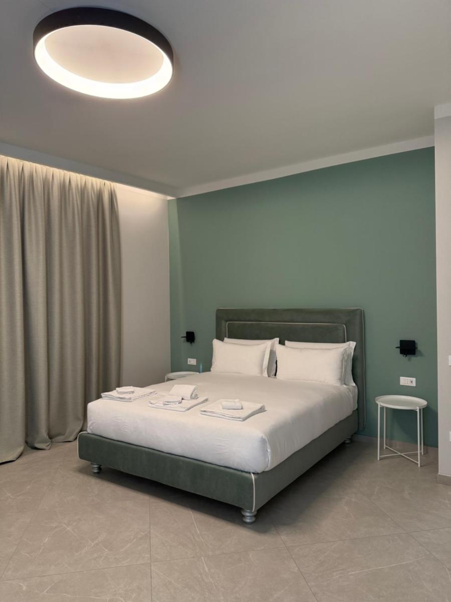 Lake Como Aparthotel Cernobbio - Housity