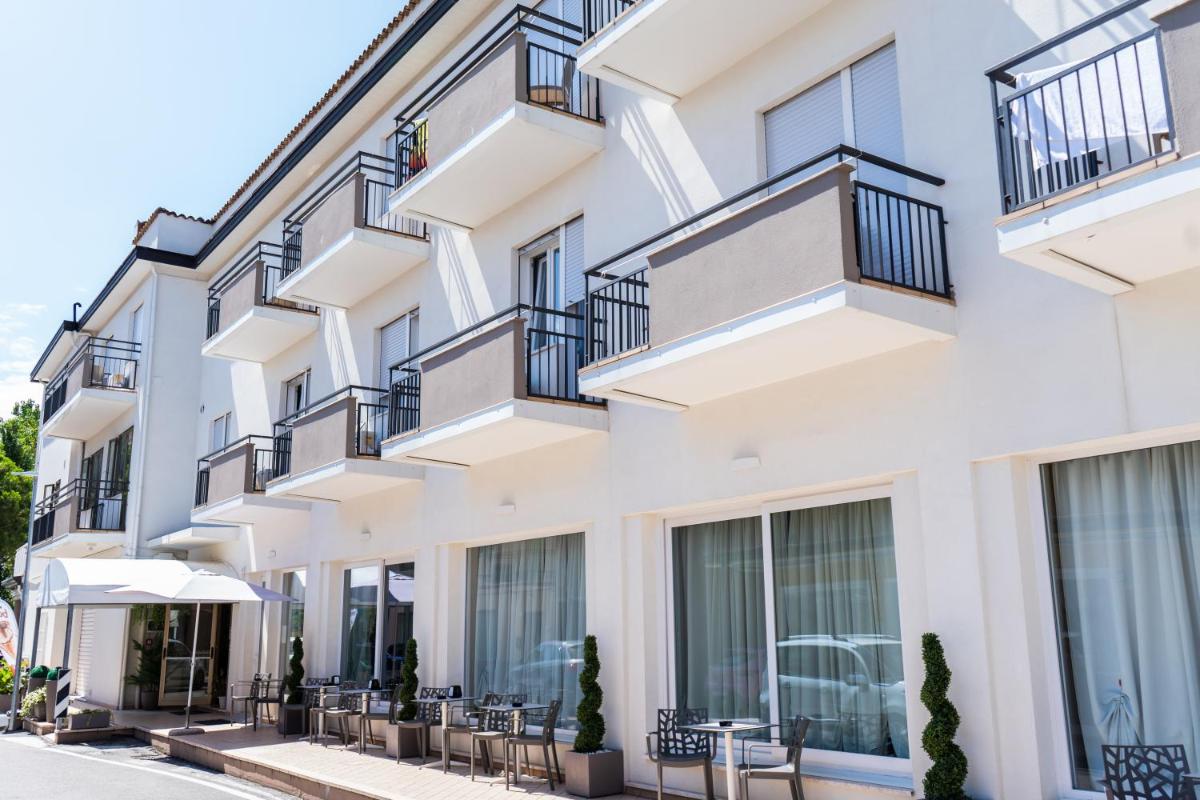 Hotel Laura - Housity