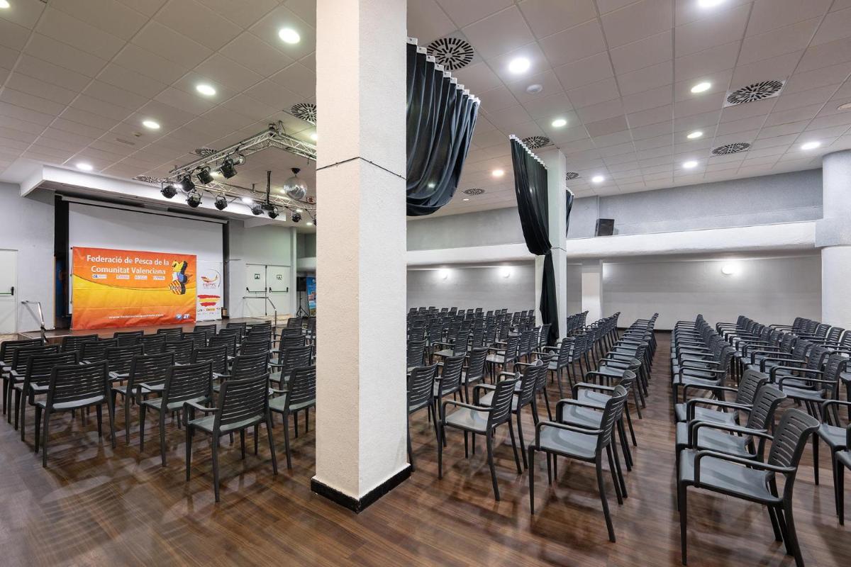 Zona business o sala de conferencias en Hotel Playas de Guardamar