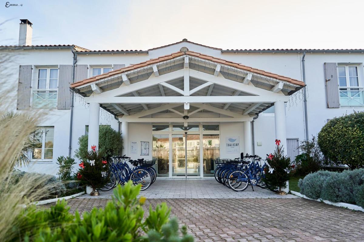 Vélo sur le terrain de l'établissement Thalacap Île de Ré - Thalasso & Spa ou dans les environs
