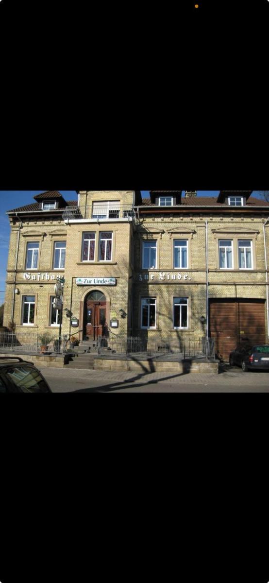 Hotel - Restaurant Zur Linde - Housity