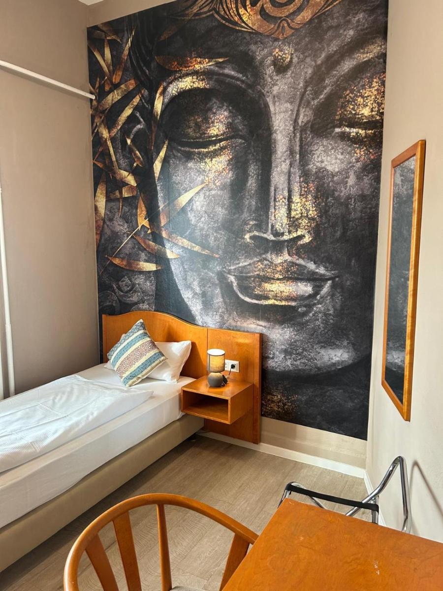 Hotel - Restaurant Zur Linde - Housity