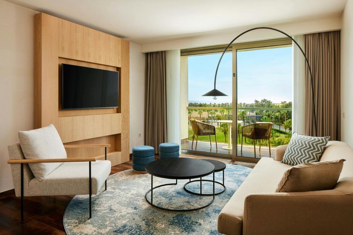 Uma área de estar em Algarve Marriott Salgados Golf Resort & Spa