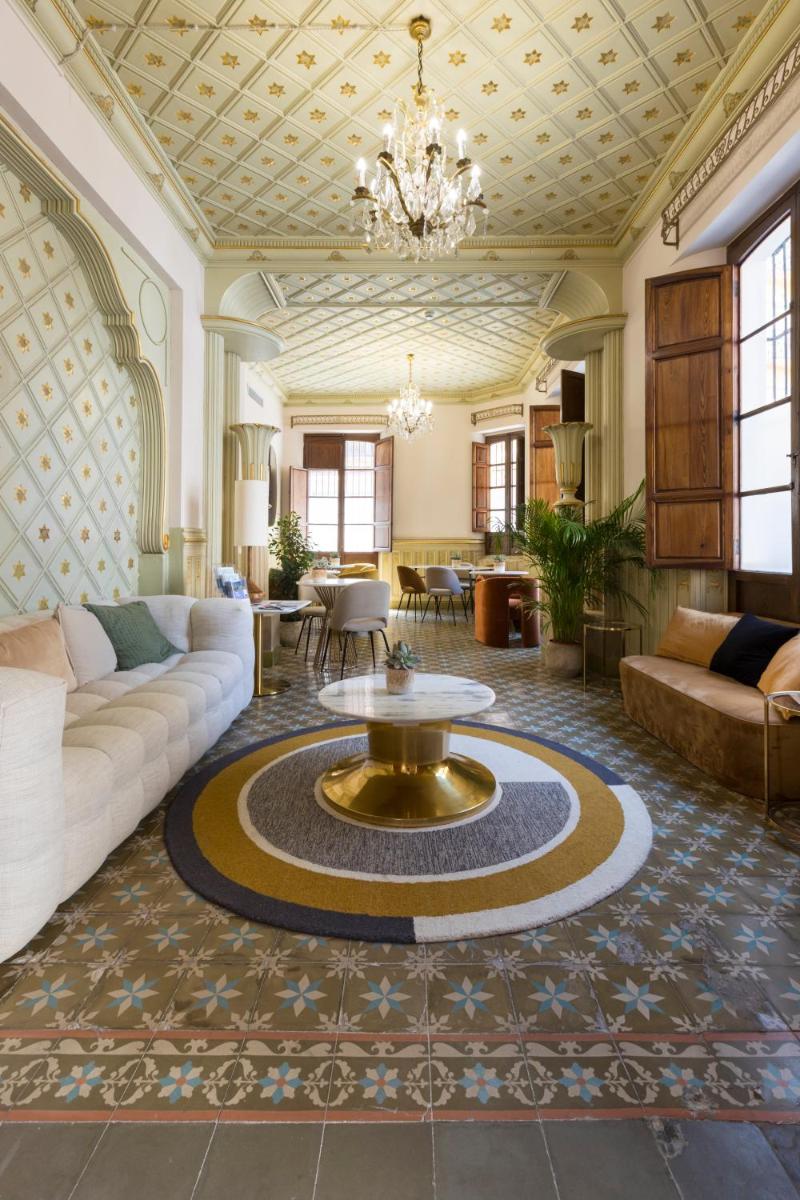 Hotel La Marsellesa - Housity