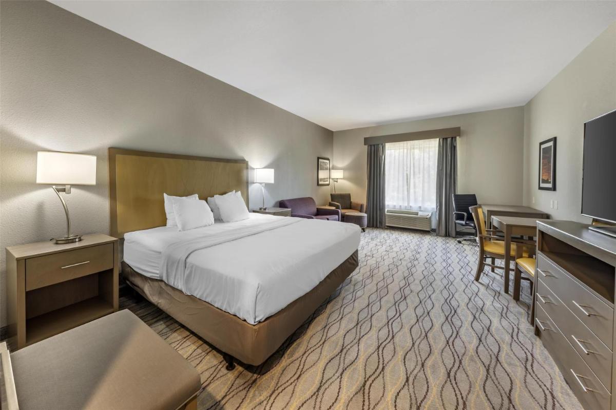 Best Western Plus Pauls Valley - Housity