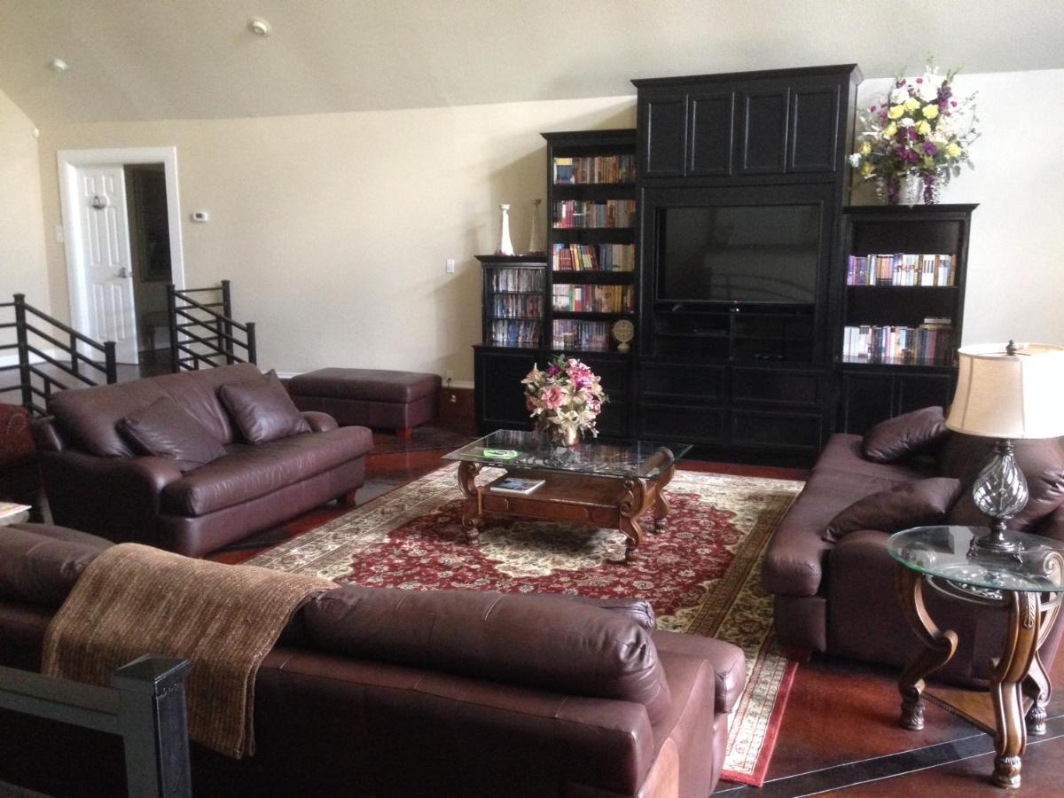 Maple Creek Bed&Breakfast - Housity