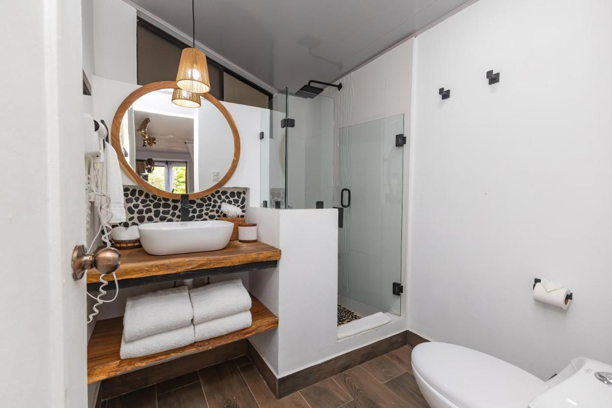 ECOTICA Boutique Hotel & Spa - Housity