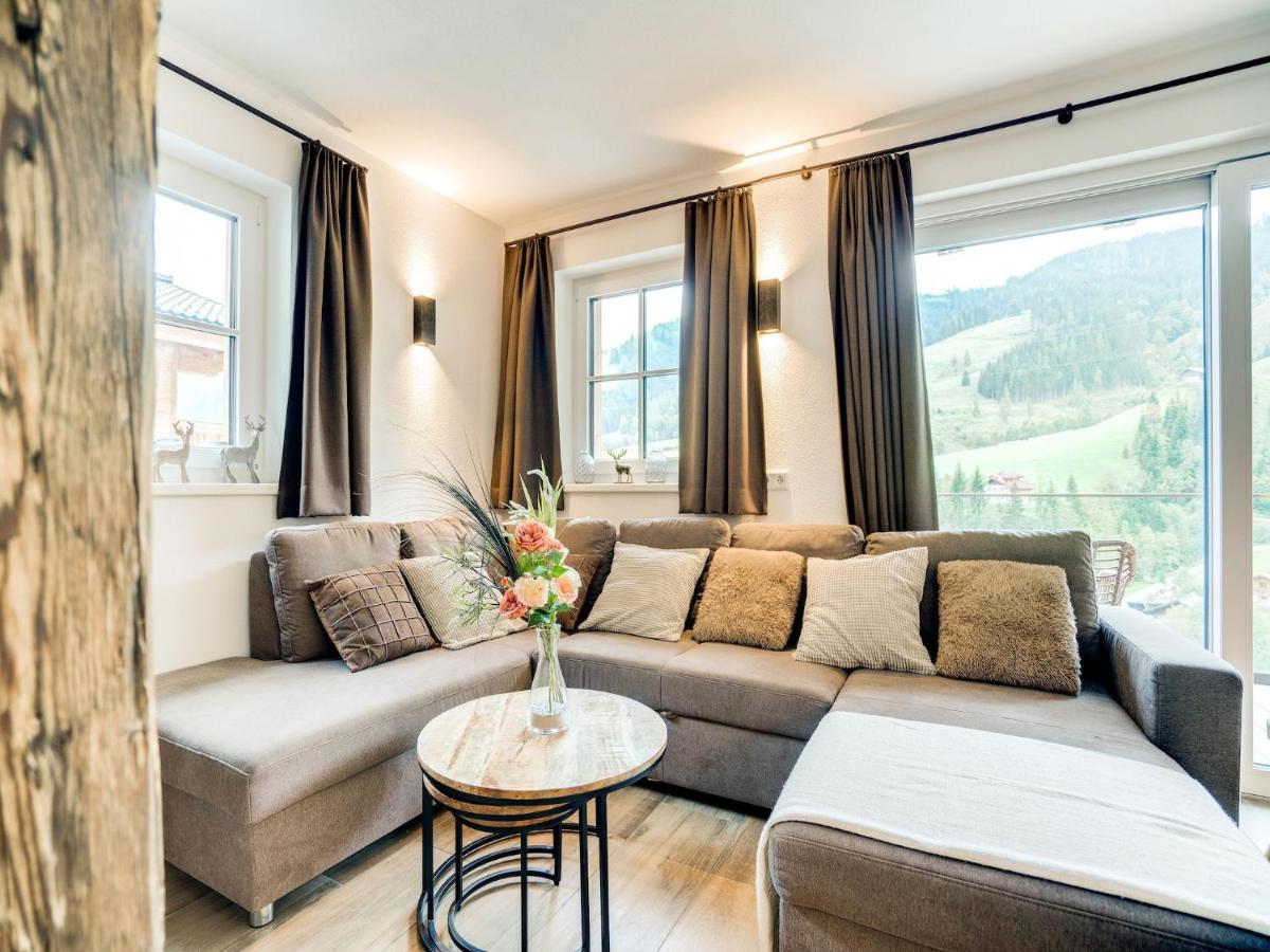 Chalet in Mühlbach am Hochkönig with sauna - Housity