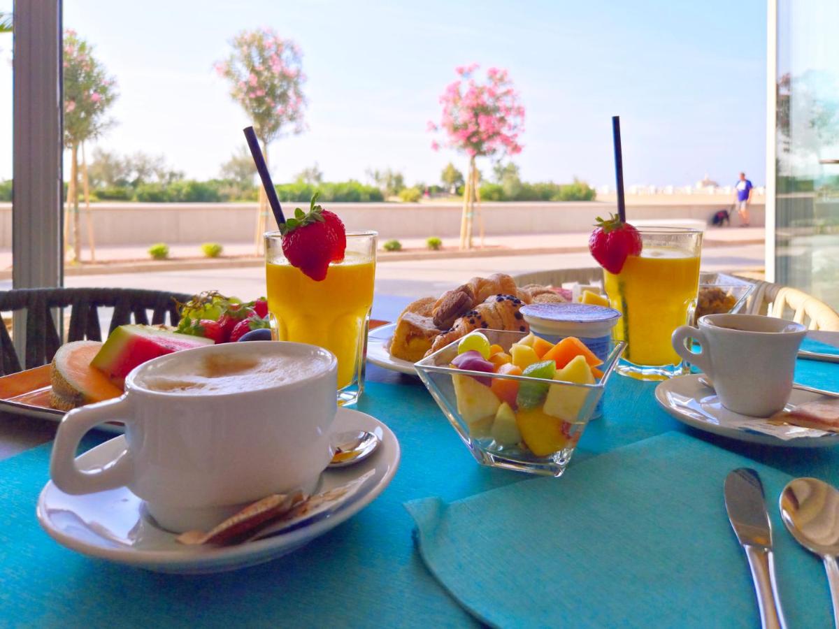 Hotel Continental - Housity
