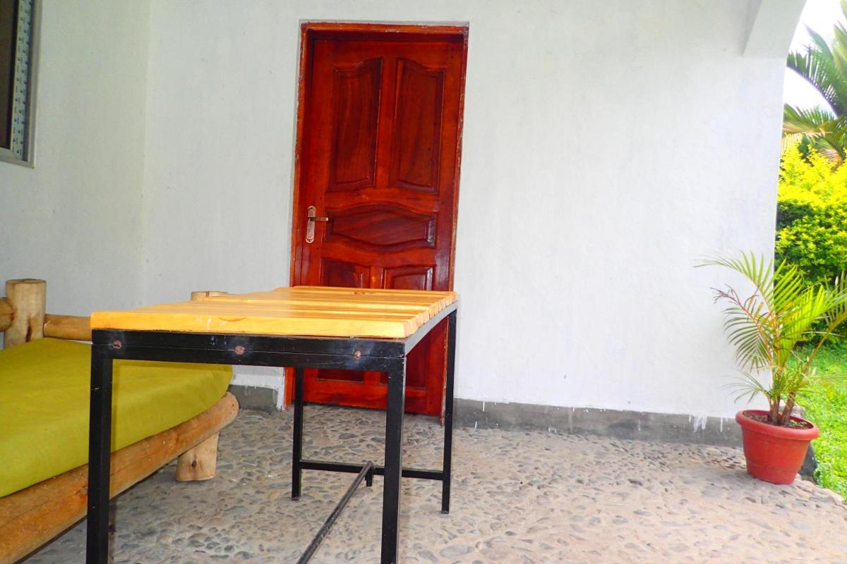 Summit Guesthouse - Housity