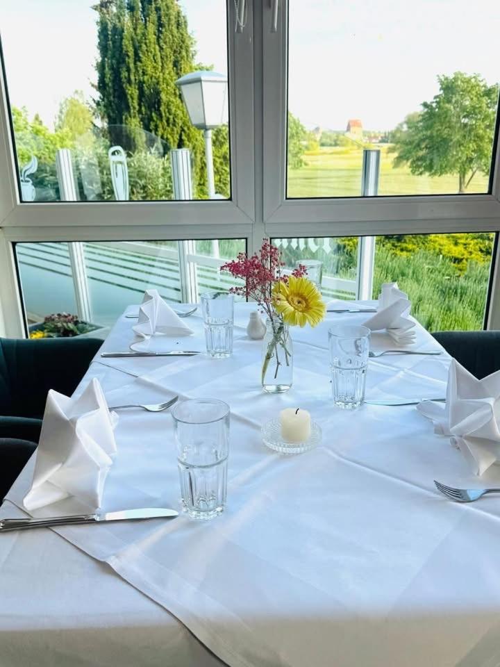 Hotel Trebeltal - Housity
