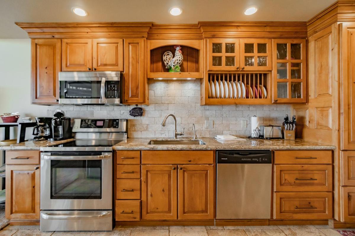 Inn at Otter Crest - Housity