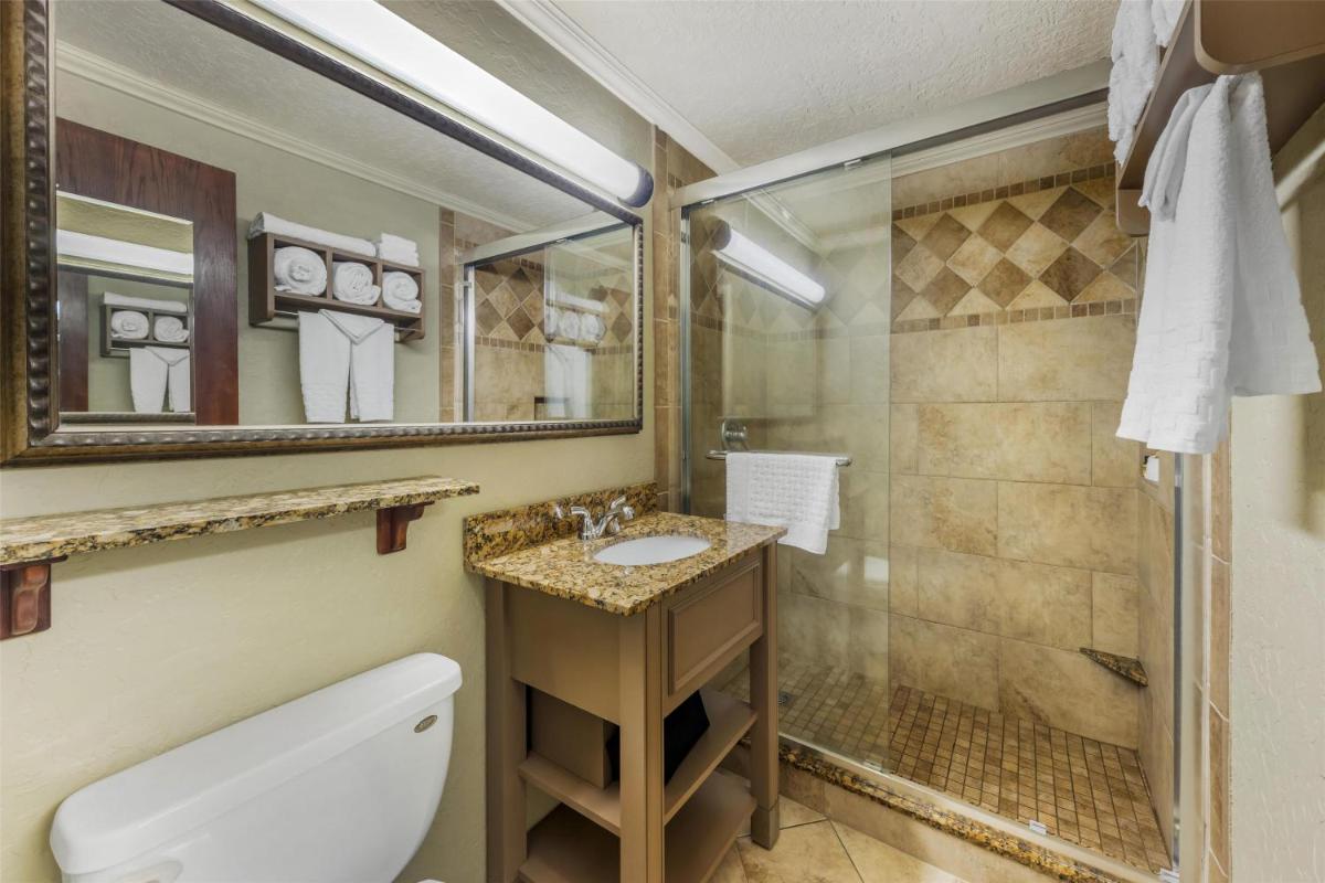 Best Western Plus Weatherford - Housity