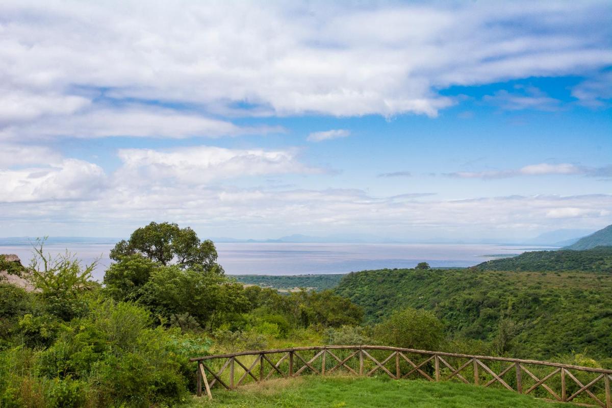Escarpment Luxury Lodge Manyara - Housity