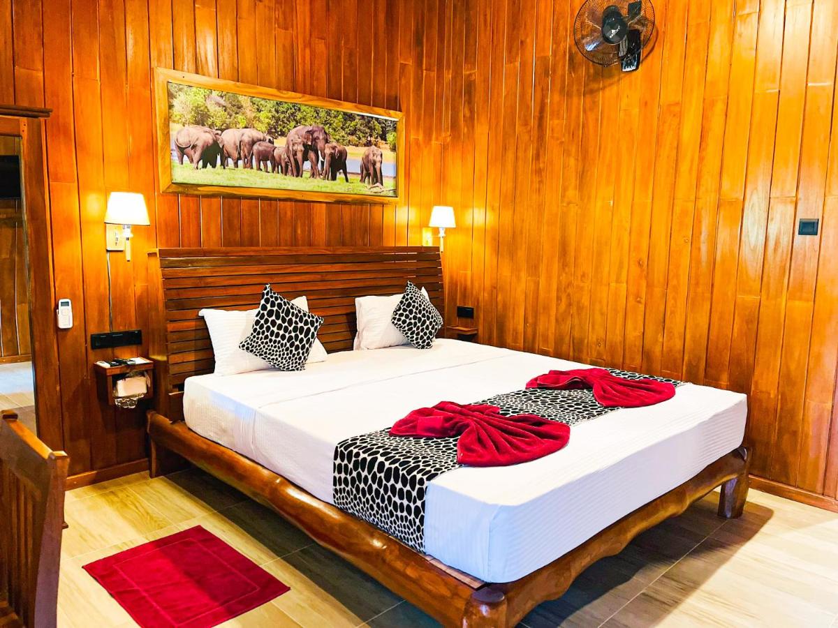 Sigiriya Water Cottage - Hizvo