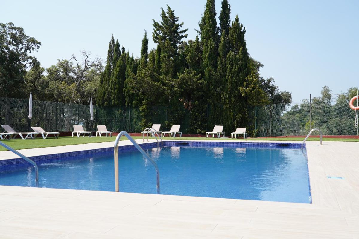 Hostal Rural Can Pau - Housity