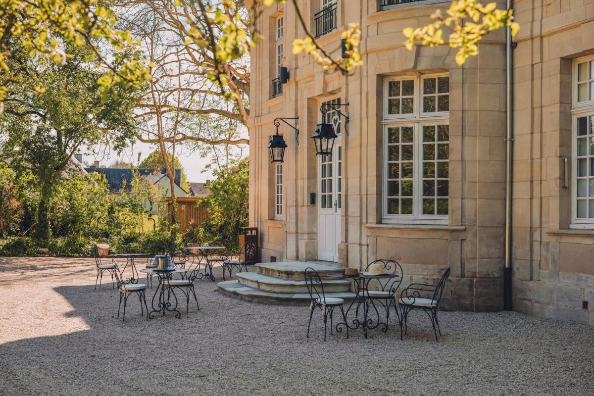 Photo de la galerie de l'établissement Domaine de Coeurmandie - Hôtel Château, à Bény-sur-Mer