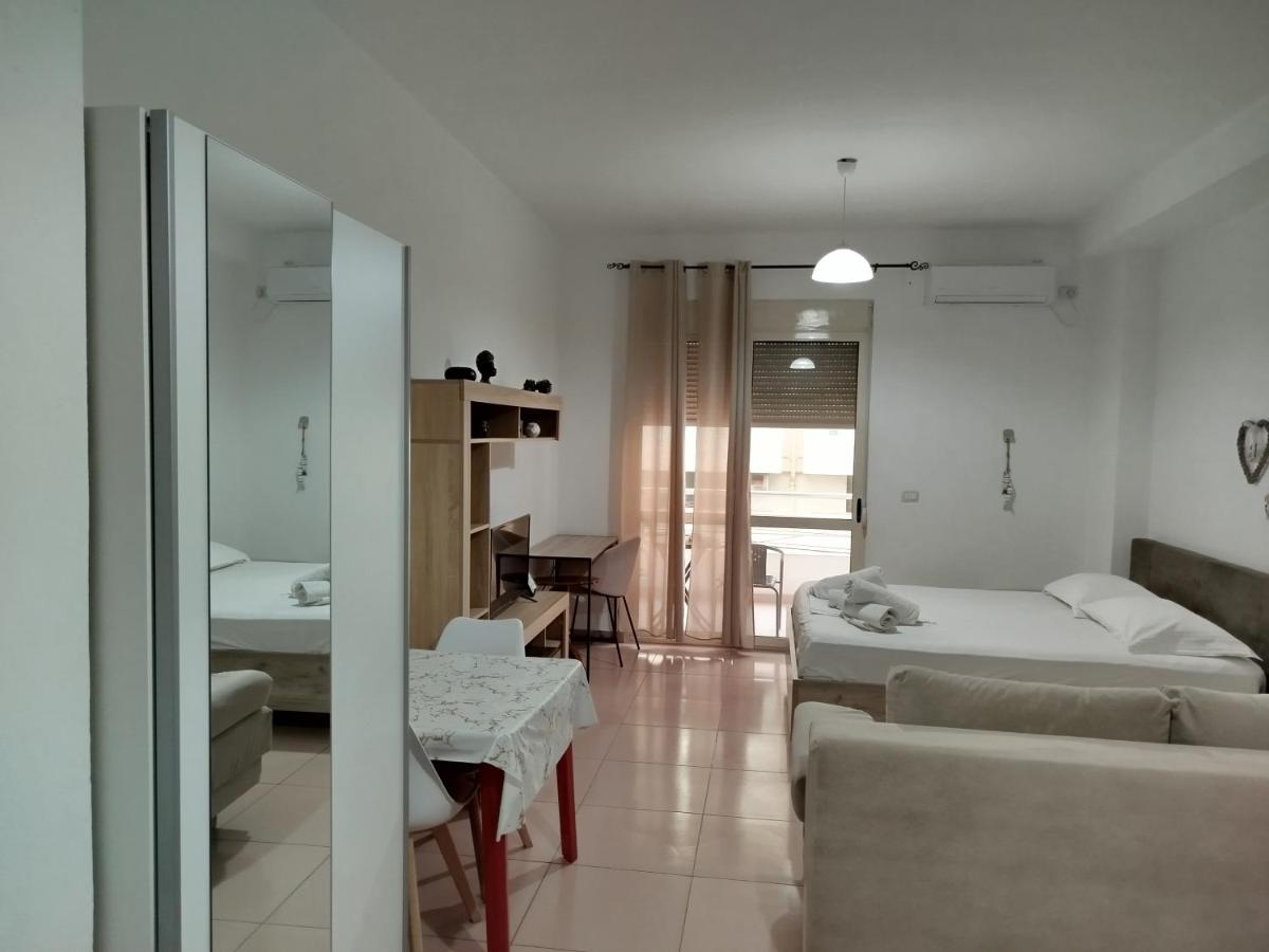 SANDY Blue Sea - Housity