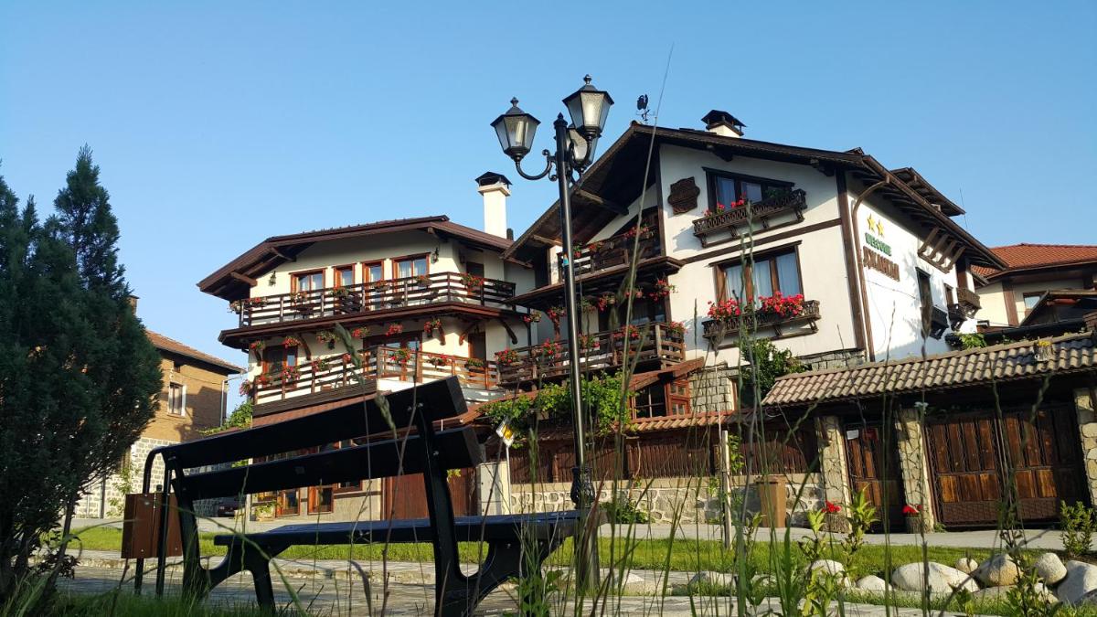Suitetrails - Family Hotel Dzhangal