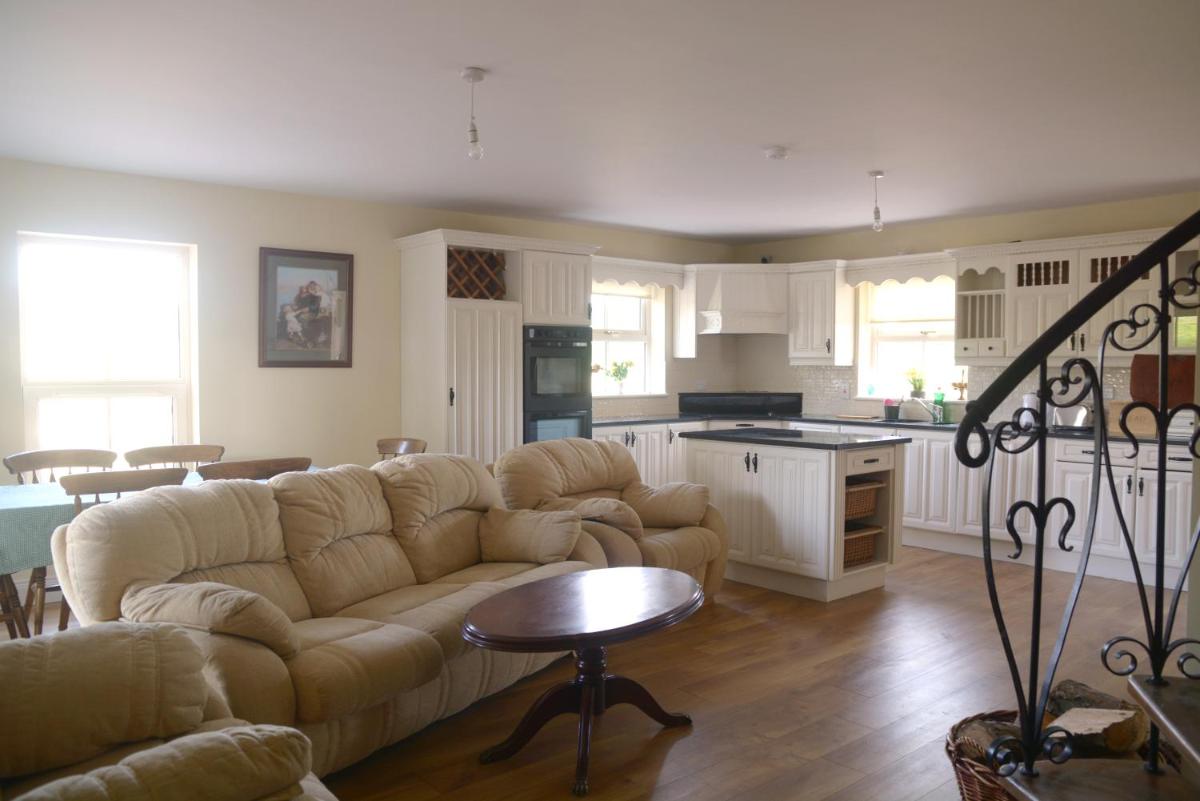 The Gate Lodge Cannaway House - Housity