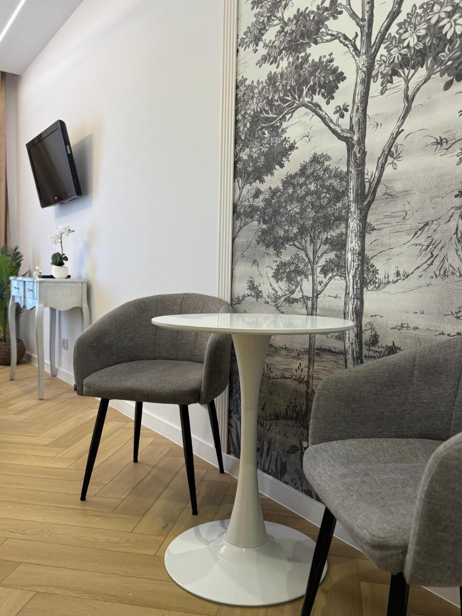 Aparthotel Riva - Housity