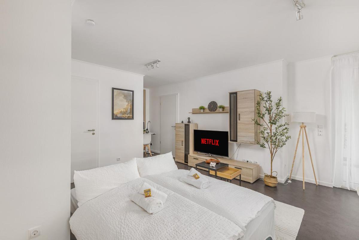Kalina Suites - Apartment am Rhein, Nähe BASF, AbbVie, Uni MA - Housity