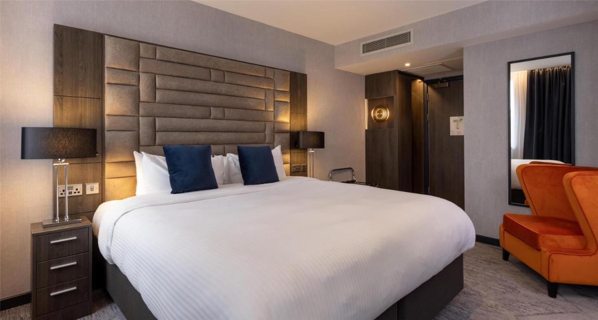 River Ness Hotel, a member of Radisson Individuals - Housity